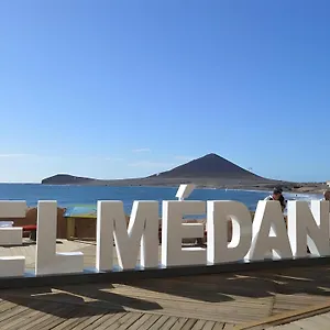 https://amplio-apartamento-en-el-medano-by-exyca.tenerifehoteles.net
