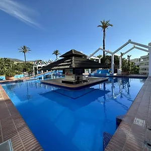  Apartamento Luxury Frontal Al Mar, Benalbeach